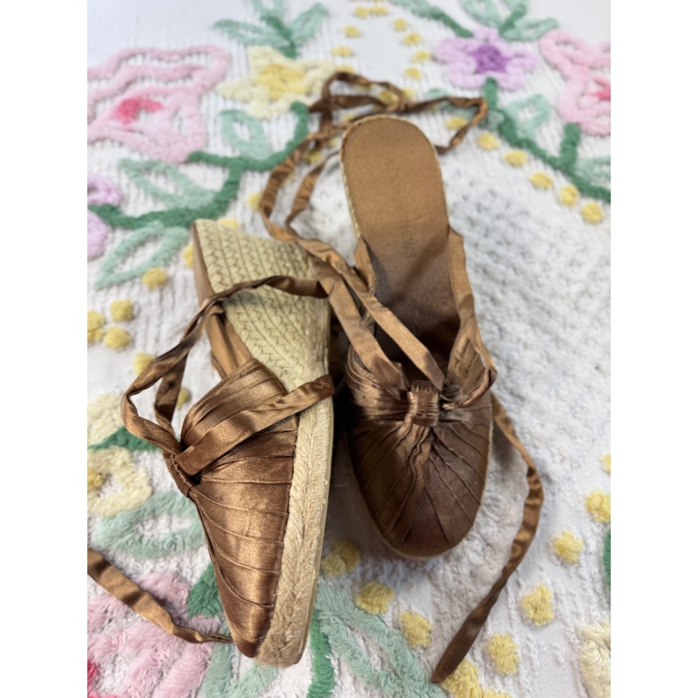Newport News Bronze Satin Ribbon Tie Espadrille Wedge Sandals 10245 Size 8 - Picture 3 of 7